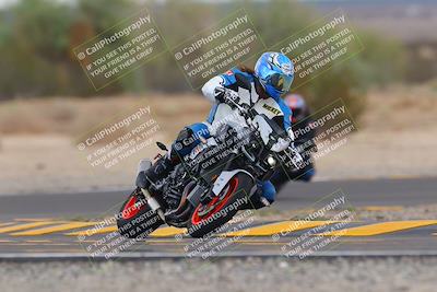 media/Sep-11-2022-SoCal Trackdays (Sun) [[81b7e951af]]/Turn 7 (1145am)/